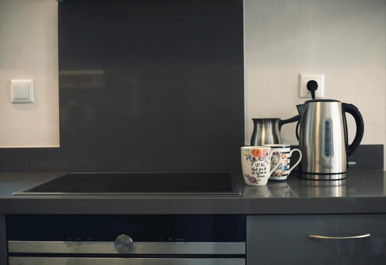 Το Σπίτι Της Ευτυχίας Σουίτα Apartment Karpenisi ภายนอก รูปภาพ